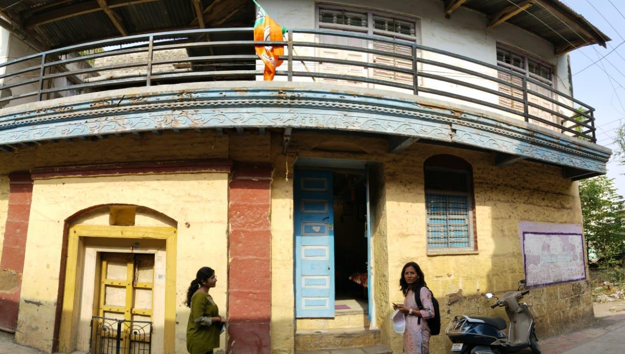 A residential structure situated at the Shimpi Galli which is said to have been built in the 1880s. (Source: CKA Archives)