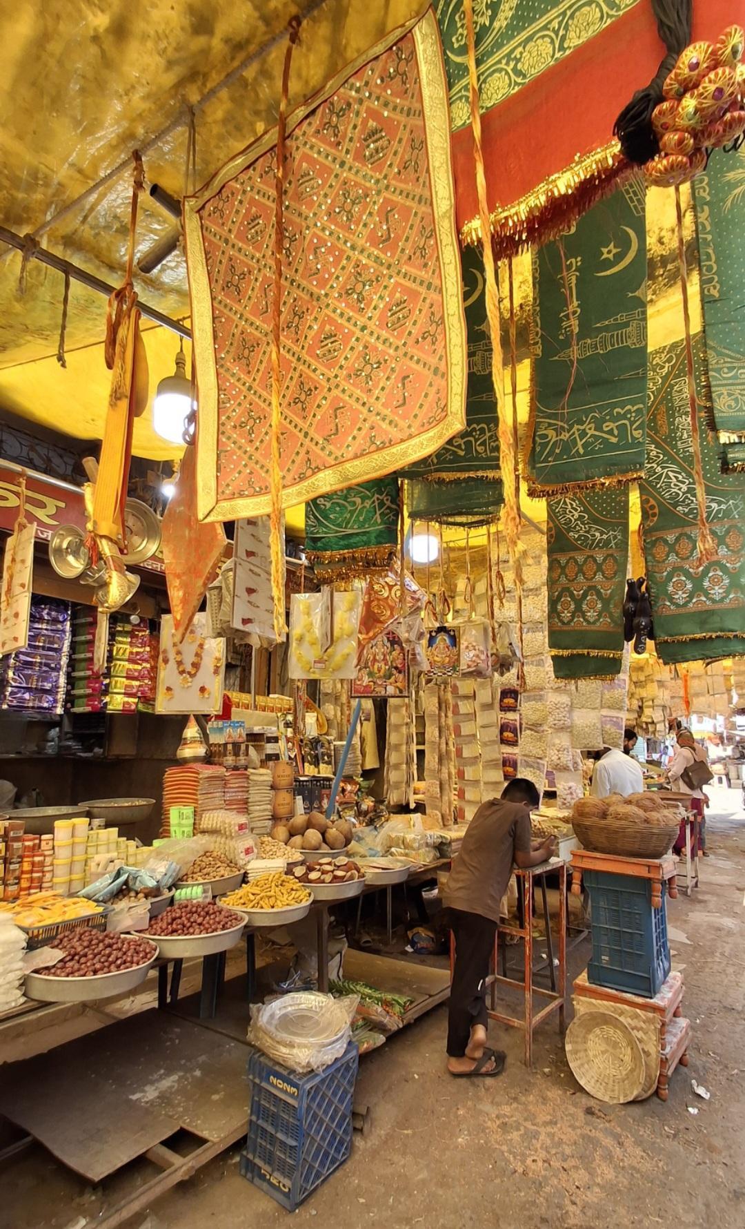 Ganj Bazar, Ahilyanagar, April 2024  (Source: CKA Archives)