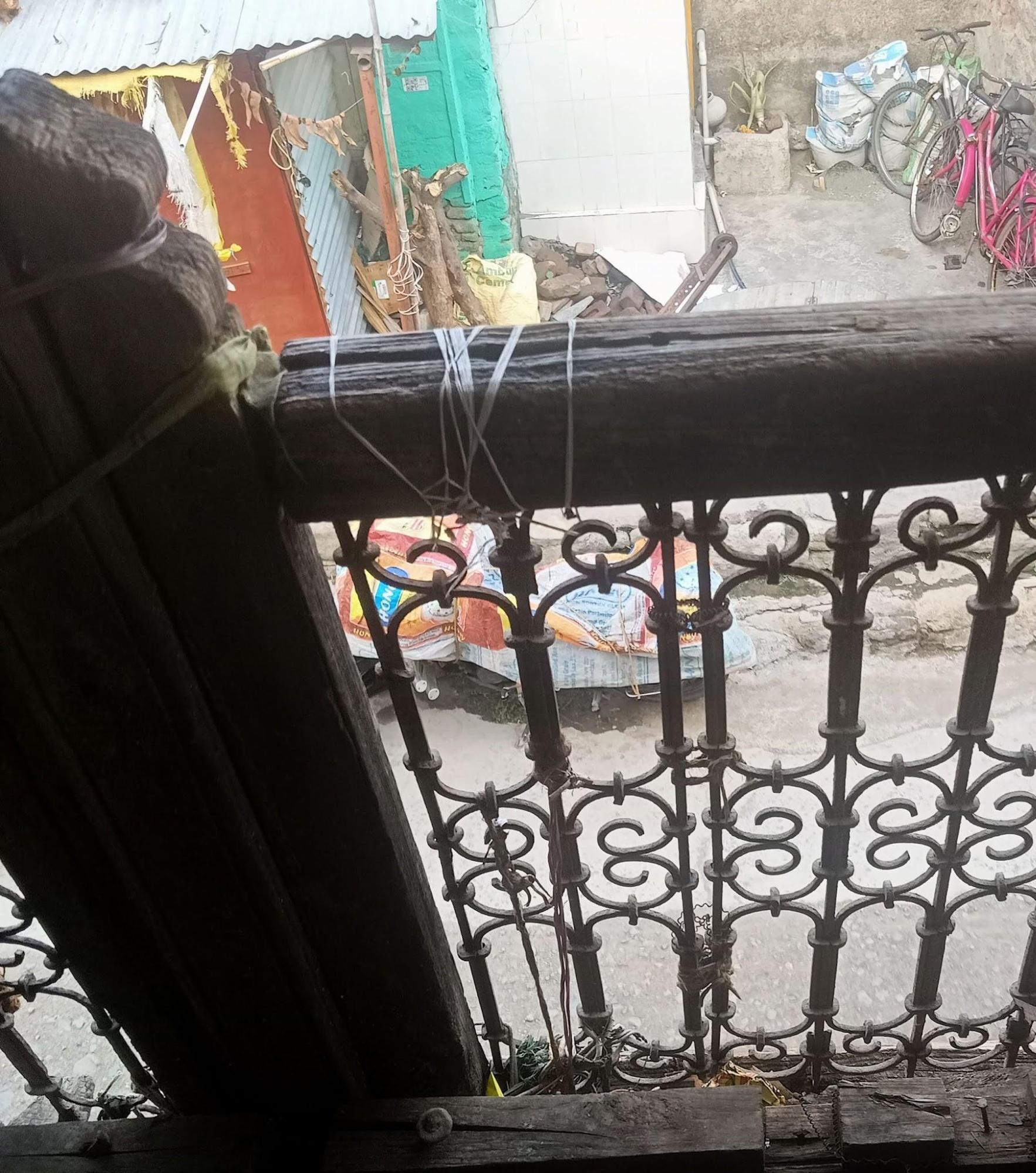 View of the balcony railings from the inside. (Source: CKA Archives)