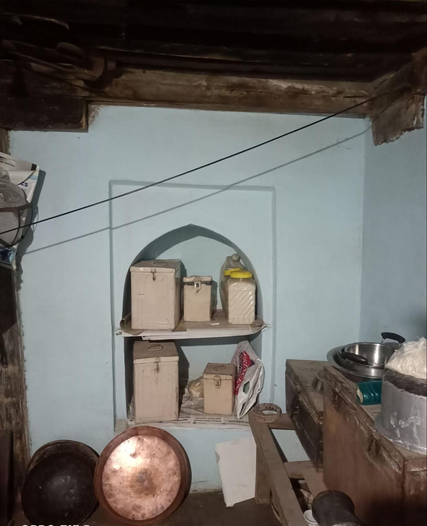 An arched variation of the Kanode, integrated into the wall architecture of traditional Maharshtrian homes. (Source: CKA Archives)