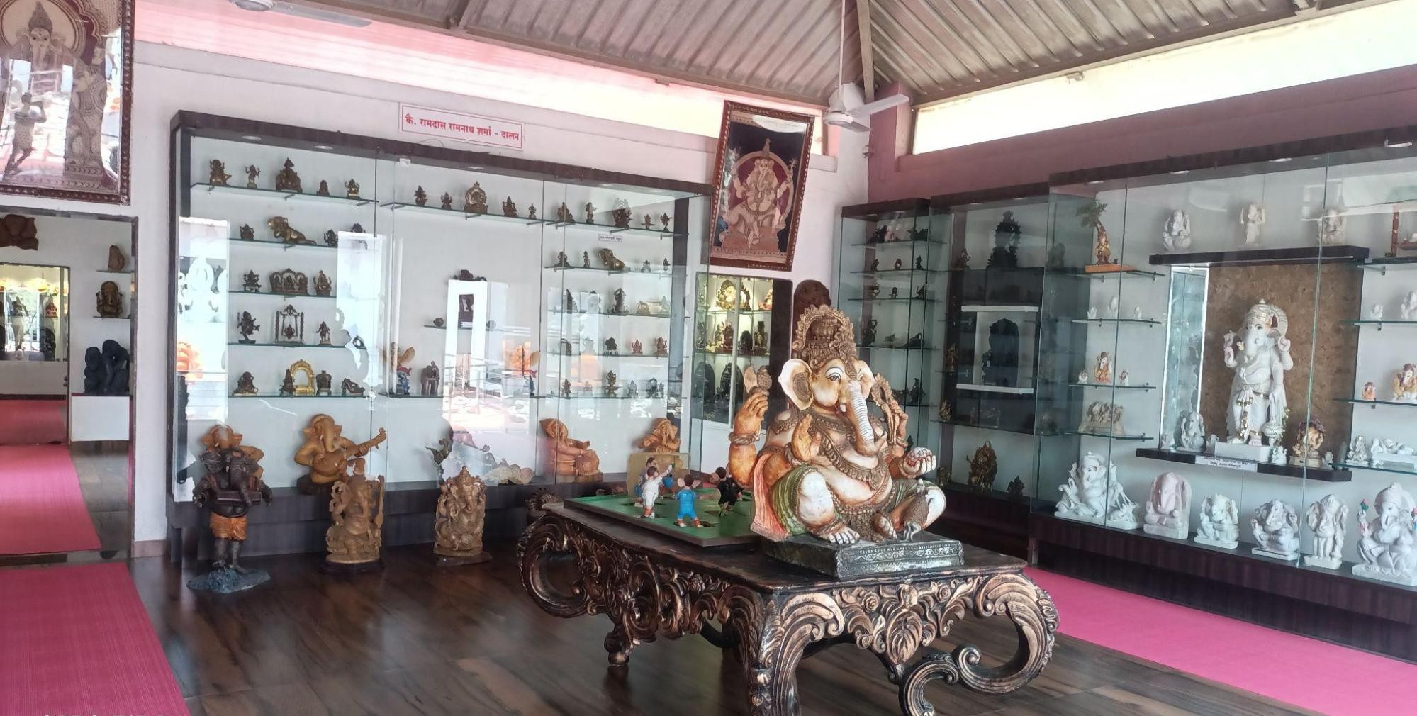 Murti-making is a well-established craft in Maharashtra, closely linked to religious and cultural traditions. Perhaps reflecting this heritage, the museum displays a diverse collection of handcrafted Ganesha murtis in a variety of artistic forms and styles.(Source: CKA Archives)