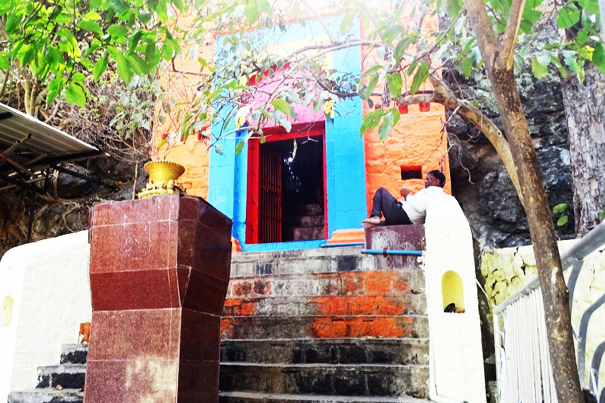Exterior view of the Mukundaraj Samadhi, located in the Balaghat hills. The samadhi is marked by symbolic padukas and is situated within a serene valley that continues to draw pilgrims and visitors.[8]