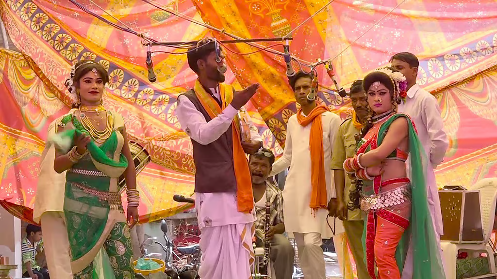 A performance being staged during a Mandai.[3]