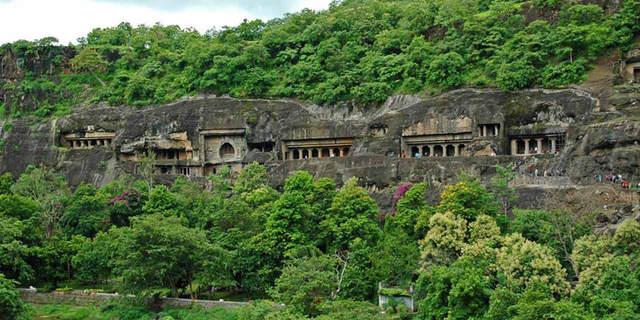 An outside view of the Aurangabad Caves[8]