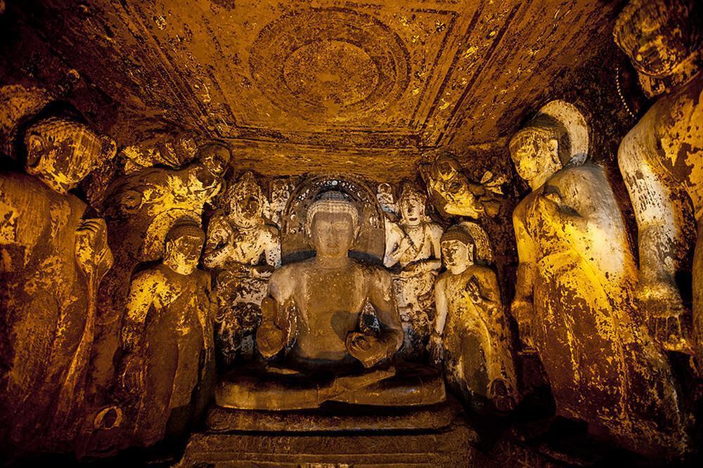 A murti of Buddha at Ajanta[2]