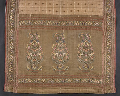 Traditional Paithani textile work, once a major export from Paithan, was traded as far as Greece and Rome.