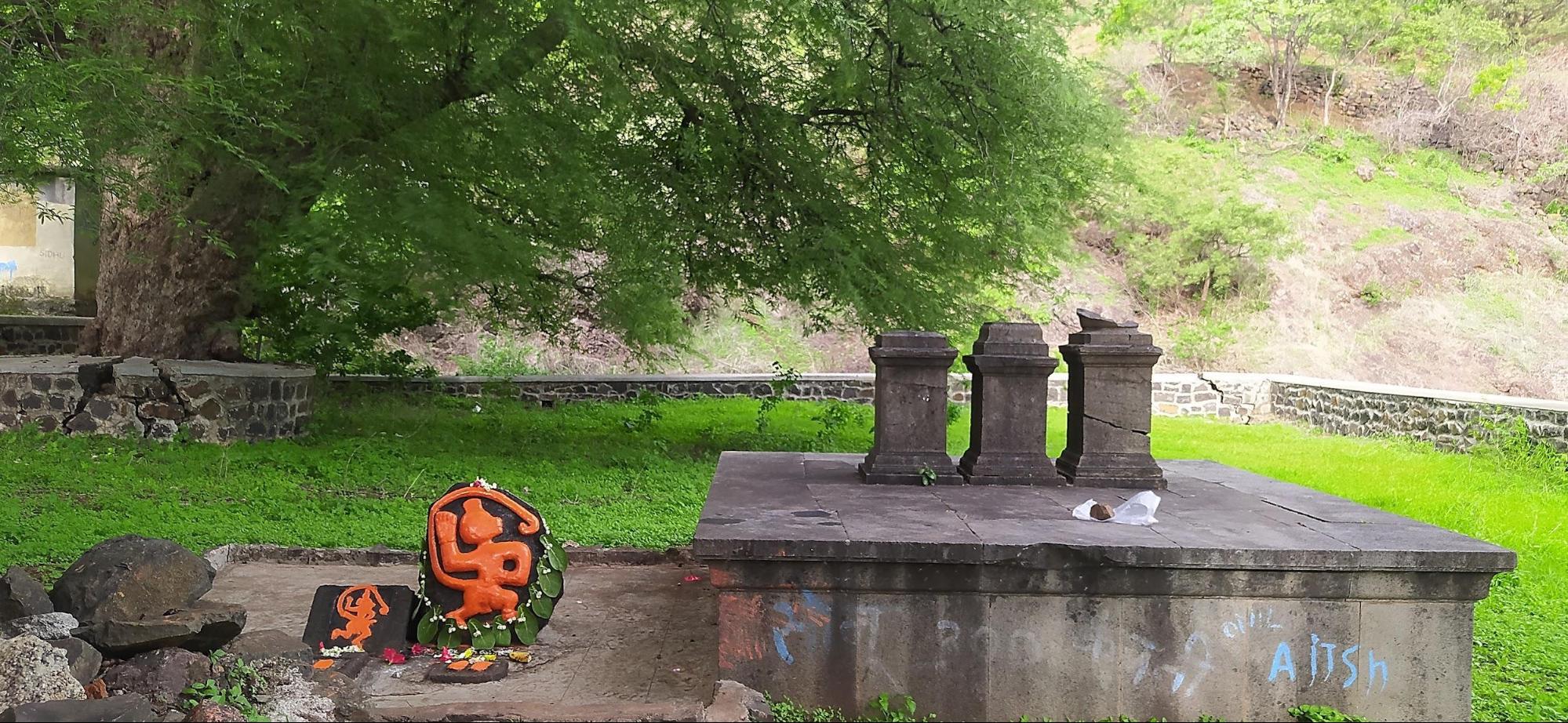 The resting place, believed to be that of Shiv Raja’s family, situated within the Mandir complex. (Source: CKA Archives)