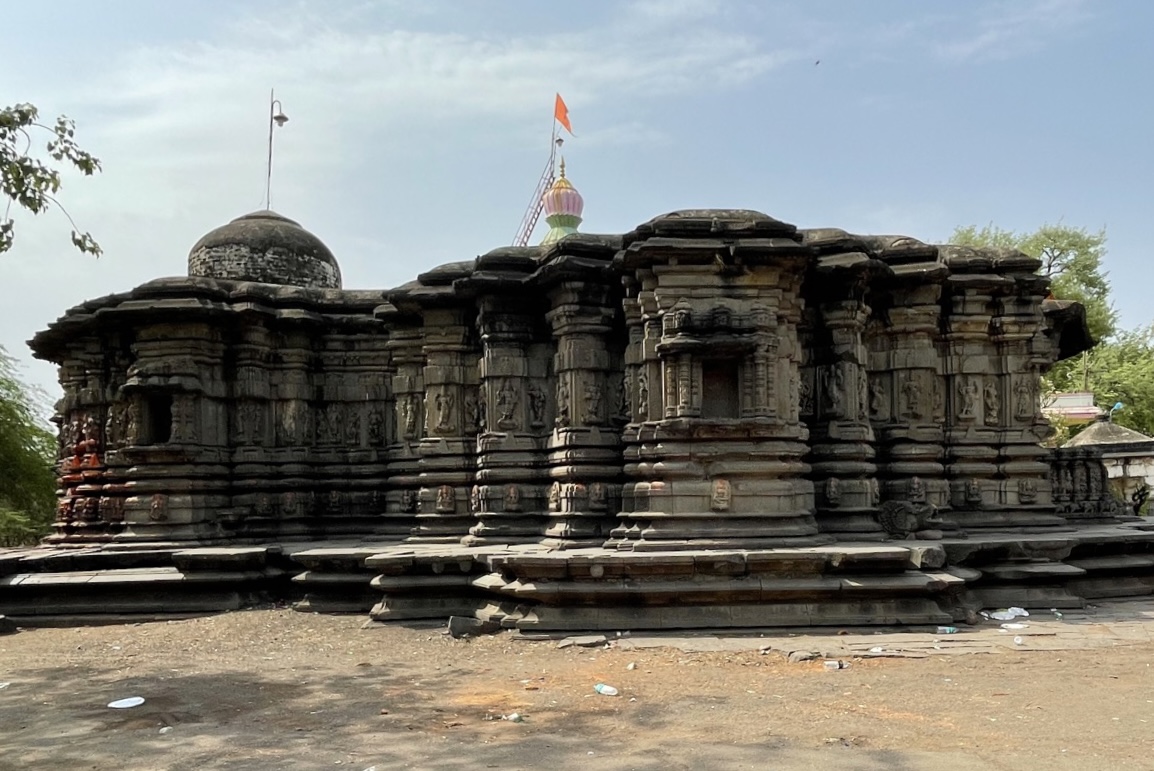 The curved perimeter of the mandir, showing the distinct star-shaped plan which is a major feature of this architectural style. (Source: CKA Archives)