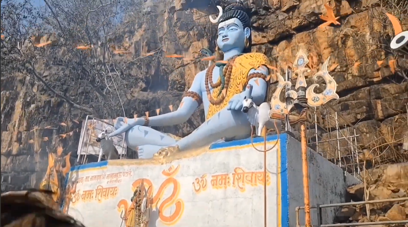 Shiv ji murti seen during the Pratapgad Yatra[3]