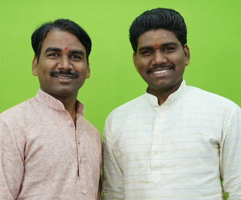 Kalyan Ugale (L) & Shahir Ramanand Ugale (R)[15]