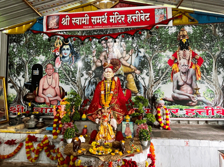 A Mandir dedicated to Shri Swami Samarth situated on Hattibet Hill in Udgir, latur.The site is one of several mandirs and caves located across the hill, which holds religious and local significance. (Source: CKA Archives)
