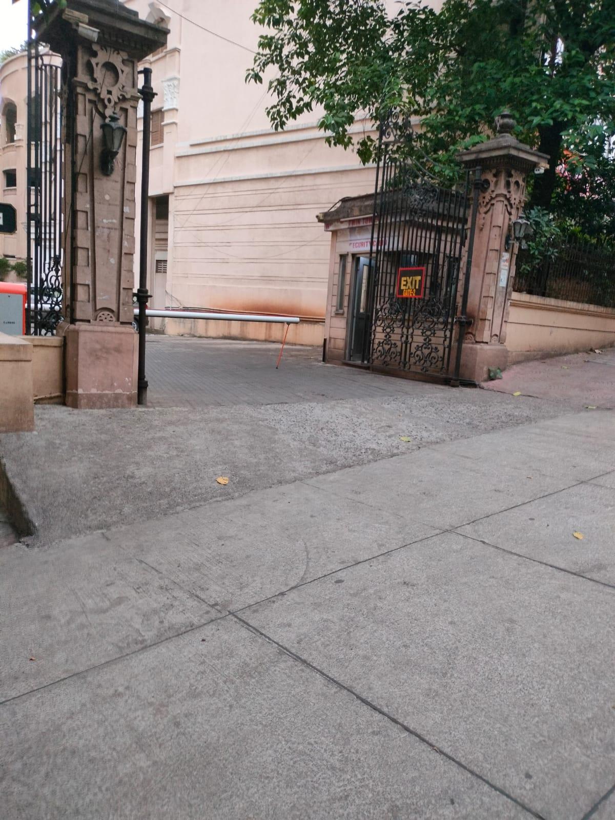Ornamental patterns at the entrance reflect the formal design language used throughout the building.(Source: CKA Archives)