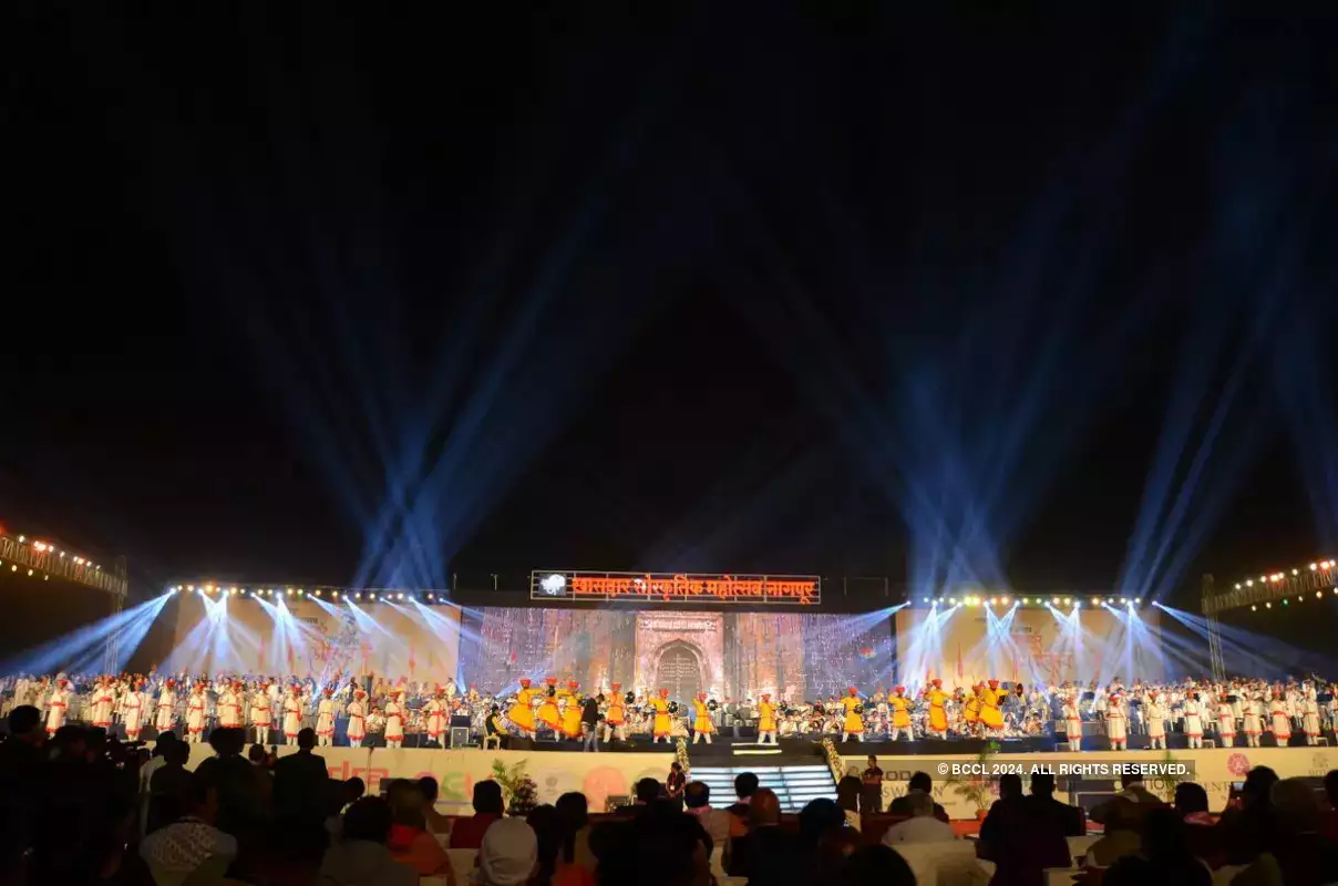 Khasdar Sanskrutik Mahotsav[4]