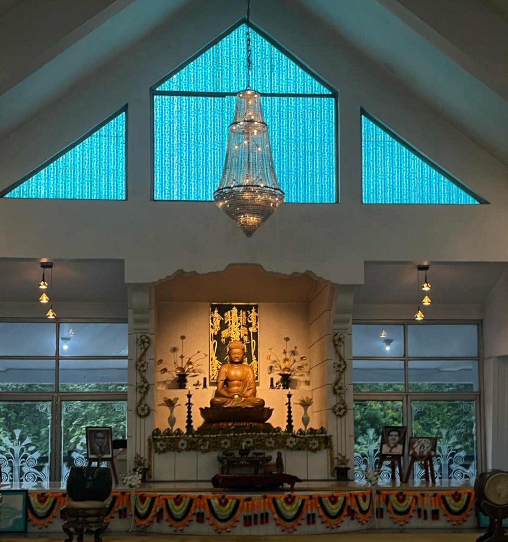 The Akhanda Murti of Buddha in the Dragon Palace Mandir in Kamptee, Nagpur. (Source: CKA Archives)
