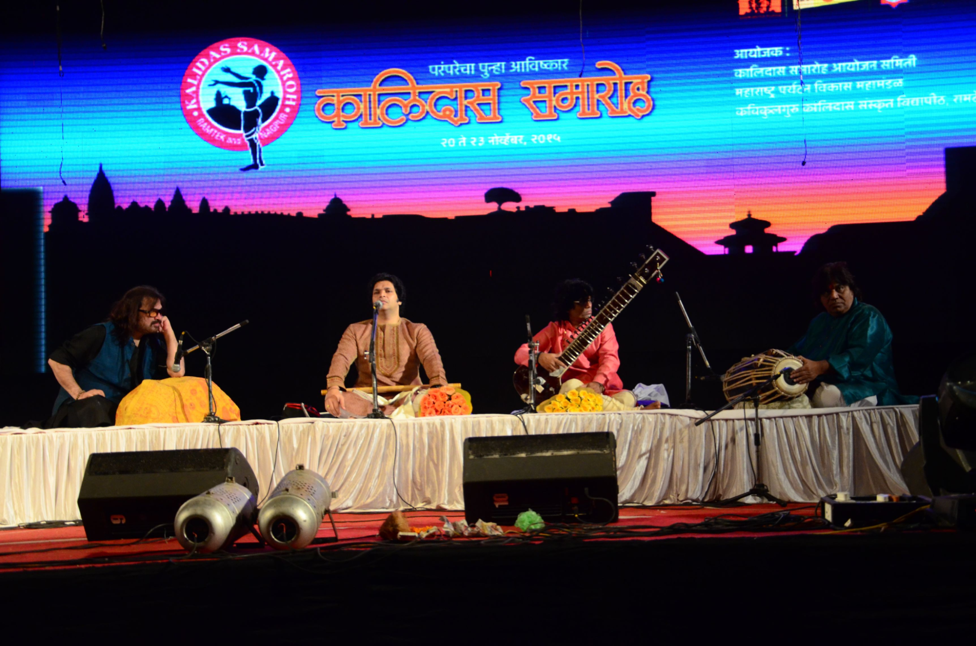 A classical music performance at the Kalidas Festival in Nagpur, showcasing India’s rich performing arts traditions.[1]