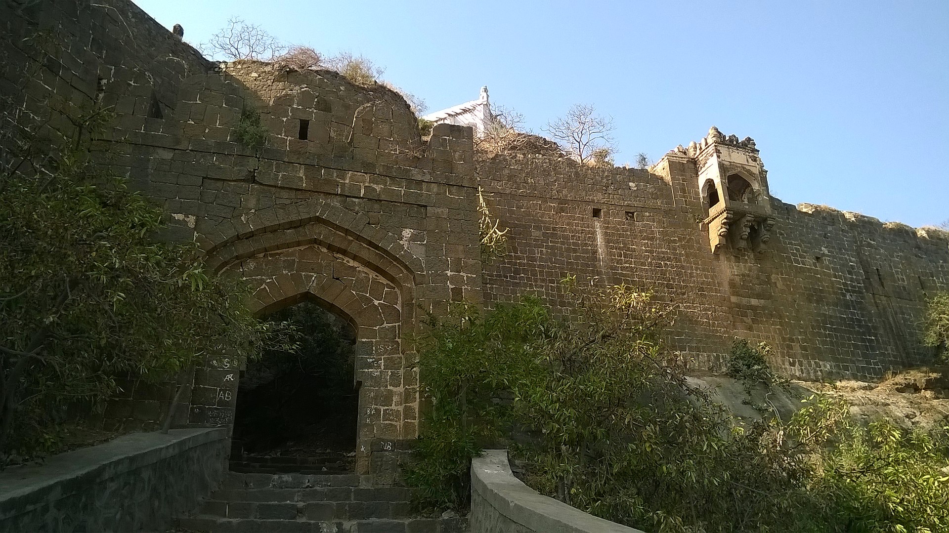 A doorway at Galna Fort remains in good condition even today.