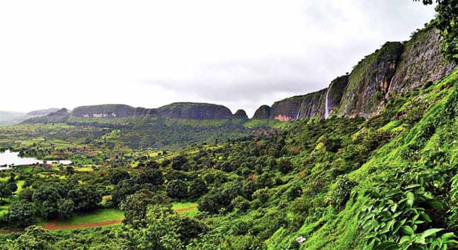 The Anjaneri FortinNashik-Trimbakeshwar mountain range.[4]