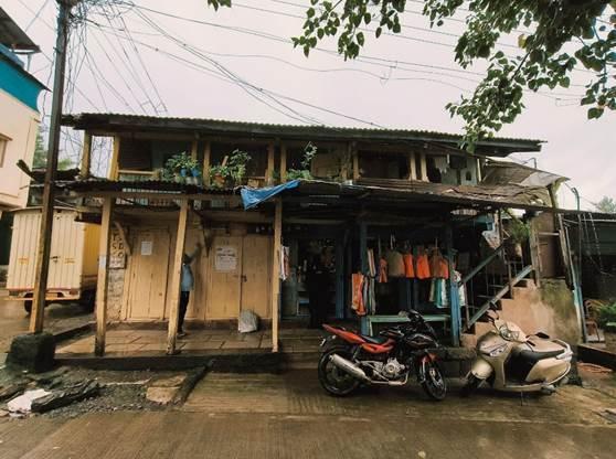 An old residence blending traditional wooden frameworks with modern brickwork. (Source: CKA Archives)