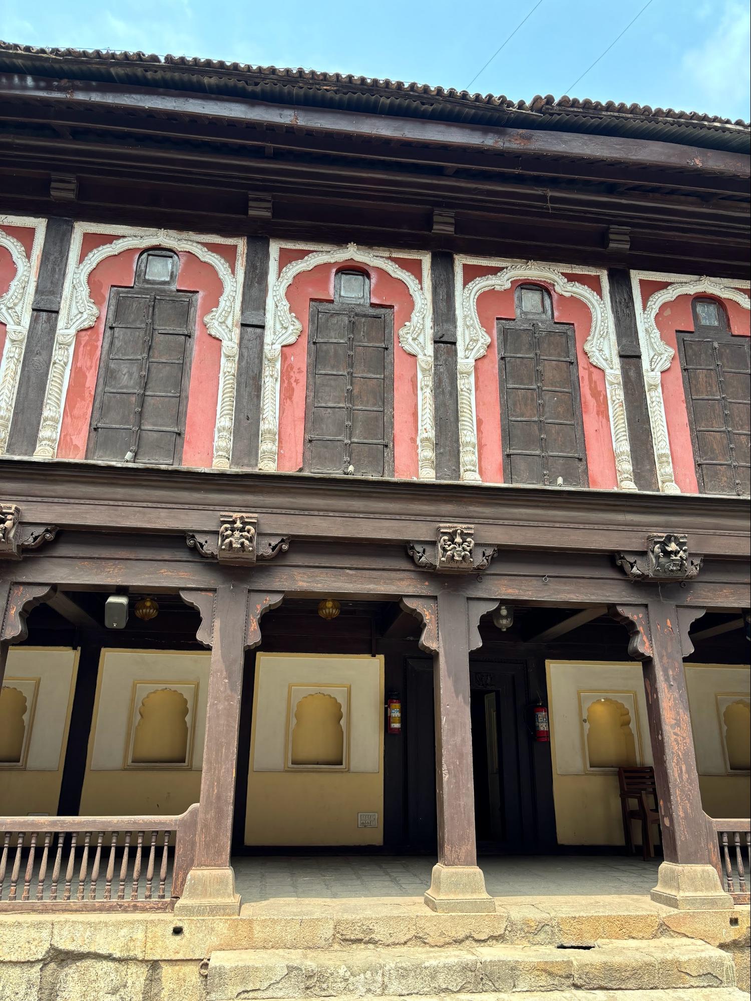Detail of carved wooden window shutters inside Vishrambaug Wada. These features exhibit the ornamental woodwork typical of upper-class Maratha architecture, emphasizing both function and aesthetic. (Source: CKA Archives)