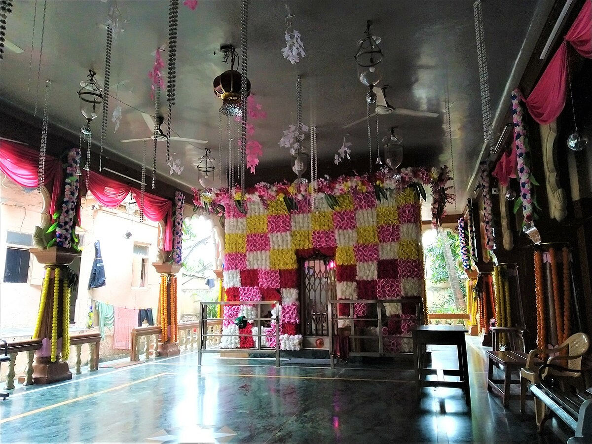 Garbhagriha (sanctum) of the Ashtabhuja Mandir, Shaniwar Peth, Pune.[5]
