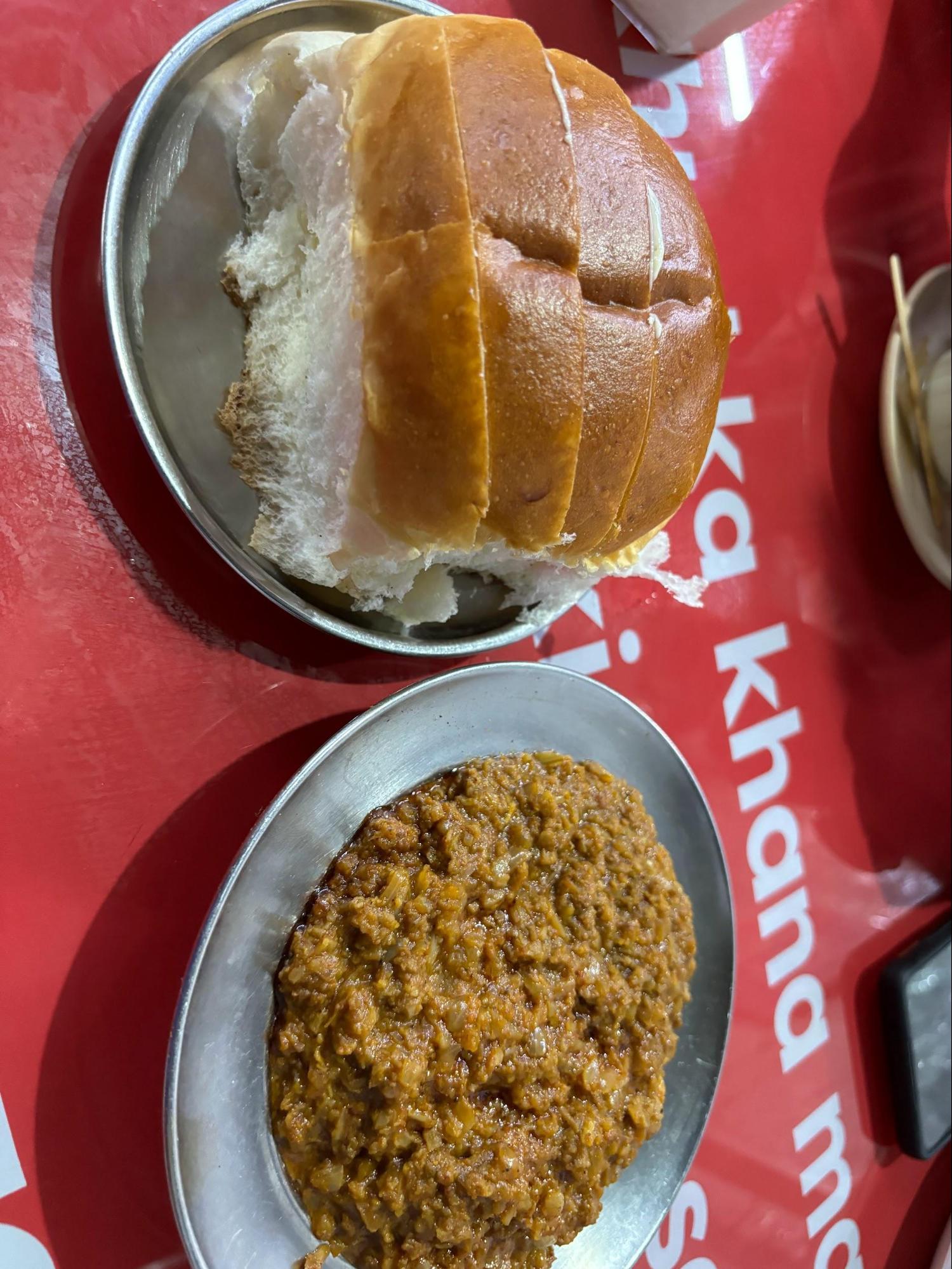 Bun Maska (butter) with the famous Mutton Kheema. (Source: CKA Archives)