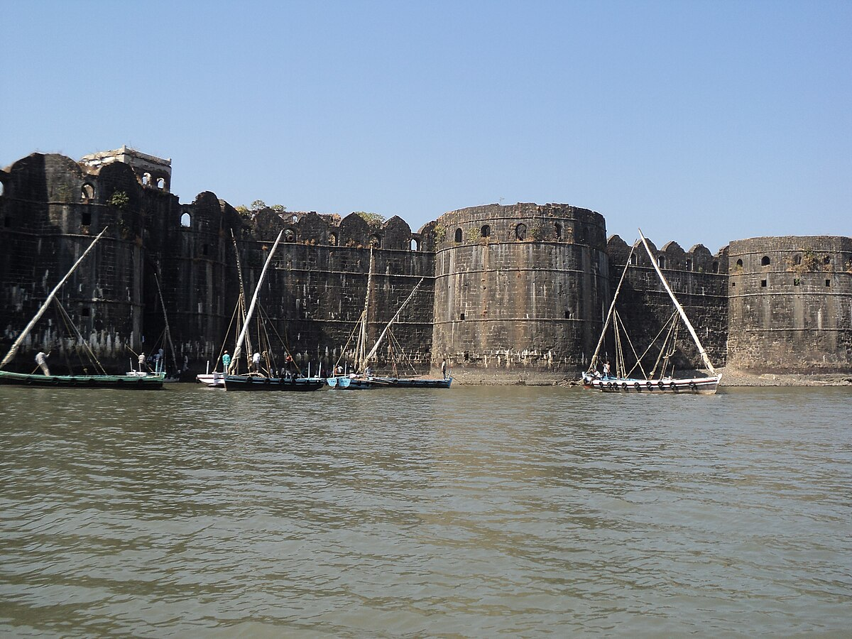 Murud Janjira Fort: an island water fort featuring medieval maritime defenses.[6]