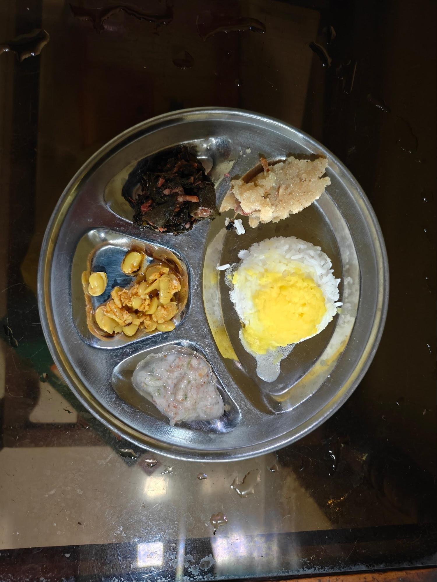 A common meal offered as naivedya (prasad).(Source: CKA Archives)