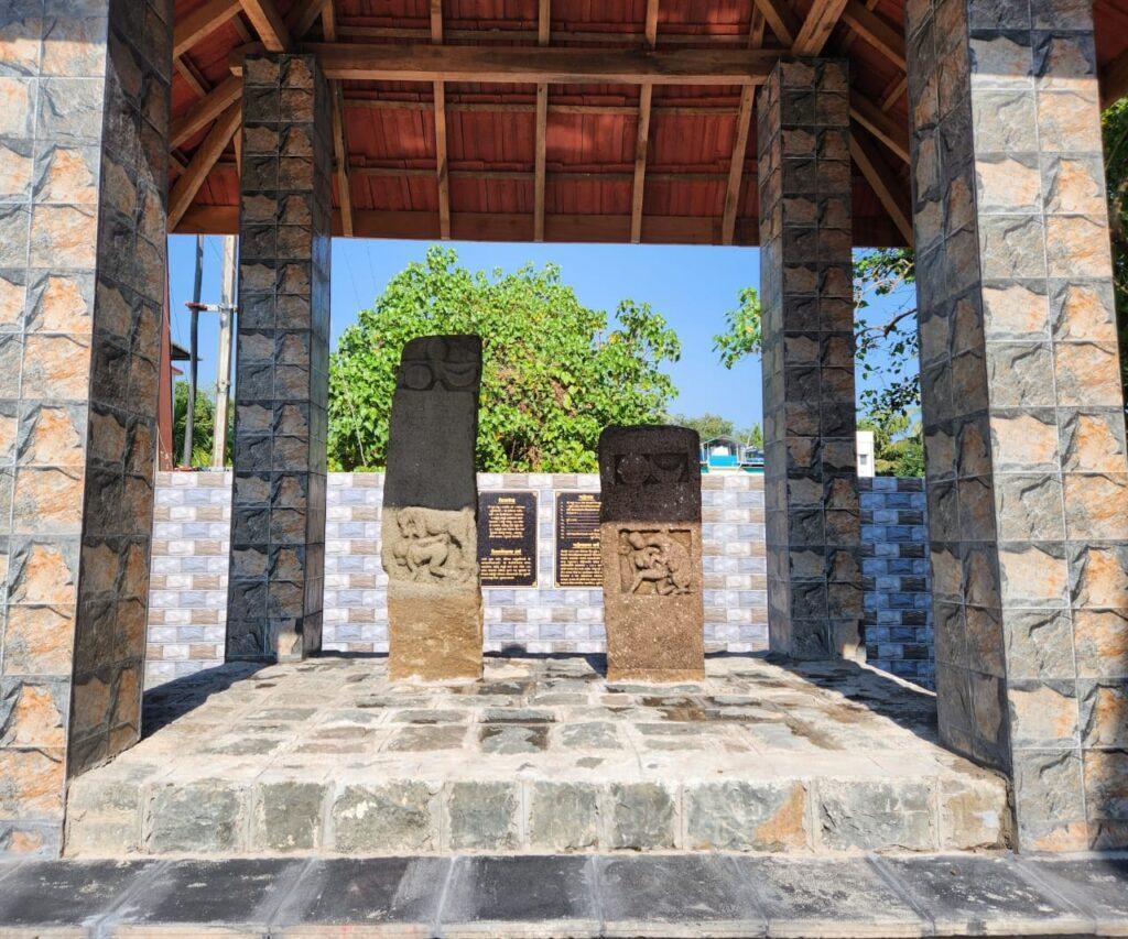 Aakshicha Shilalekha, one of the earliest Marathi rock inscriptions found is located at Alibag, Raigad district.[2]