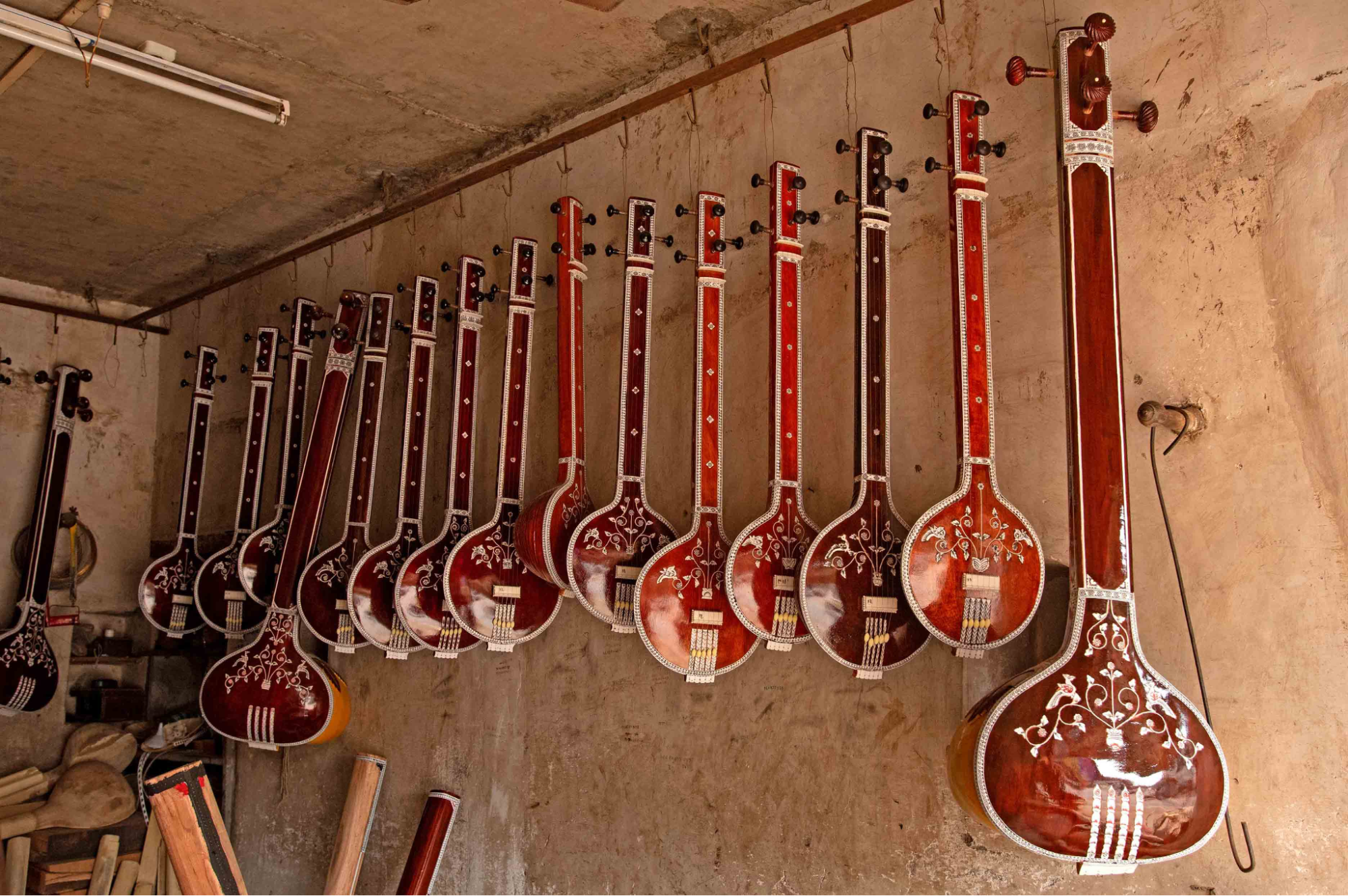 Tanpuras displayed at a workshop in Sitarmaker Galli, Miraj.[1]