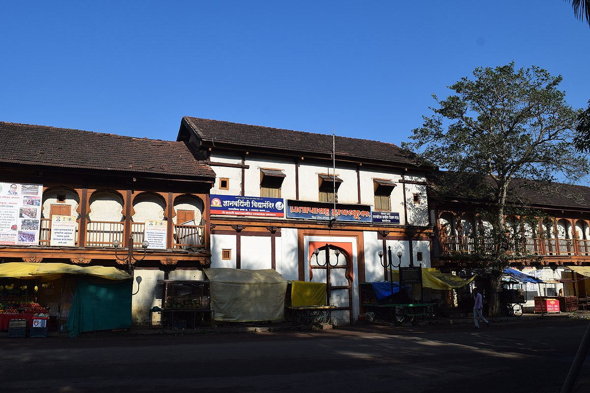 The façade of the Old Palace (Juna Rajwada) in Shukrawar Peth, Satara, built in 1824 by Raja Pratapsinh.