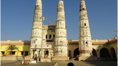 Kamala Bhavani Mandir, Karmala is constructed in the Hemadpanthi architectural style with 96 carved pillars and a stepped entrance staircase.[4]