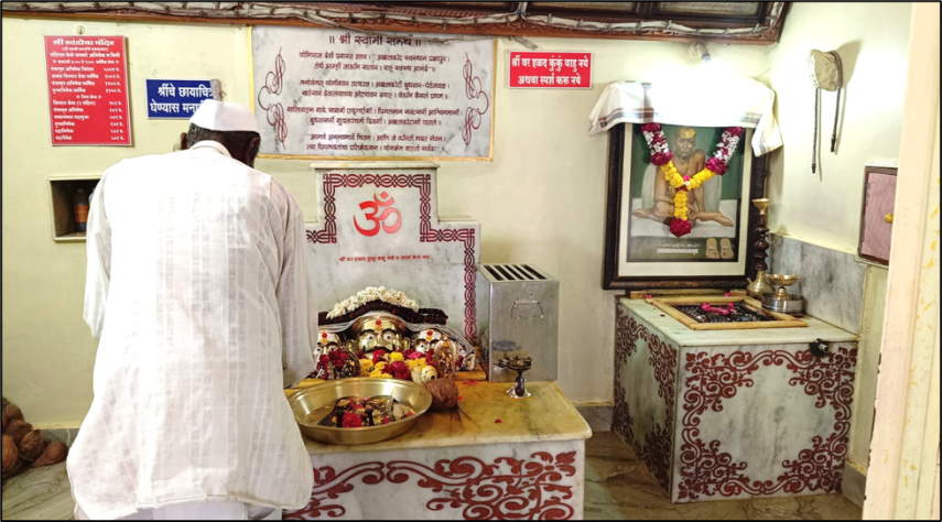 Inside the Khandoba Mandir at Akkalkot. (Source: CKA Archives)