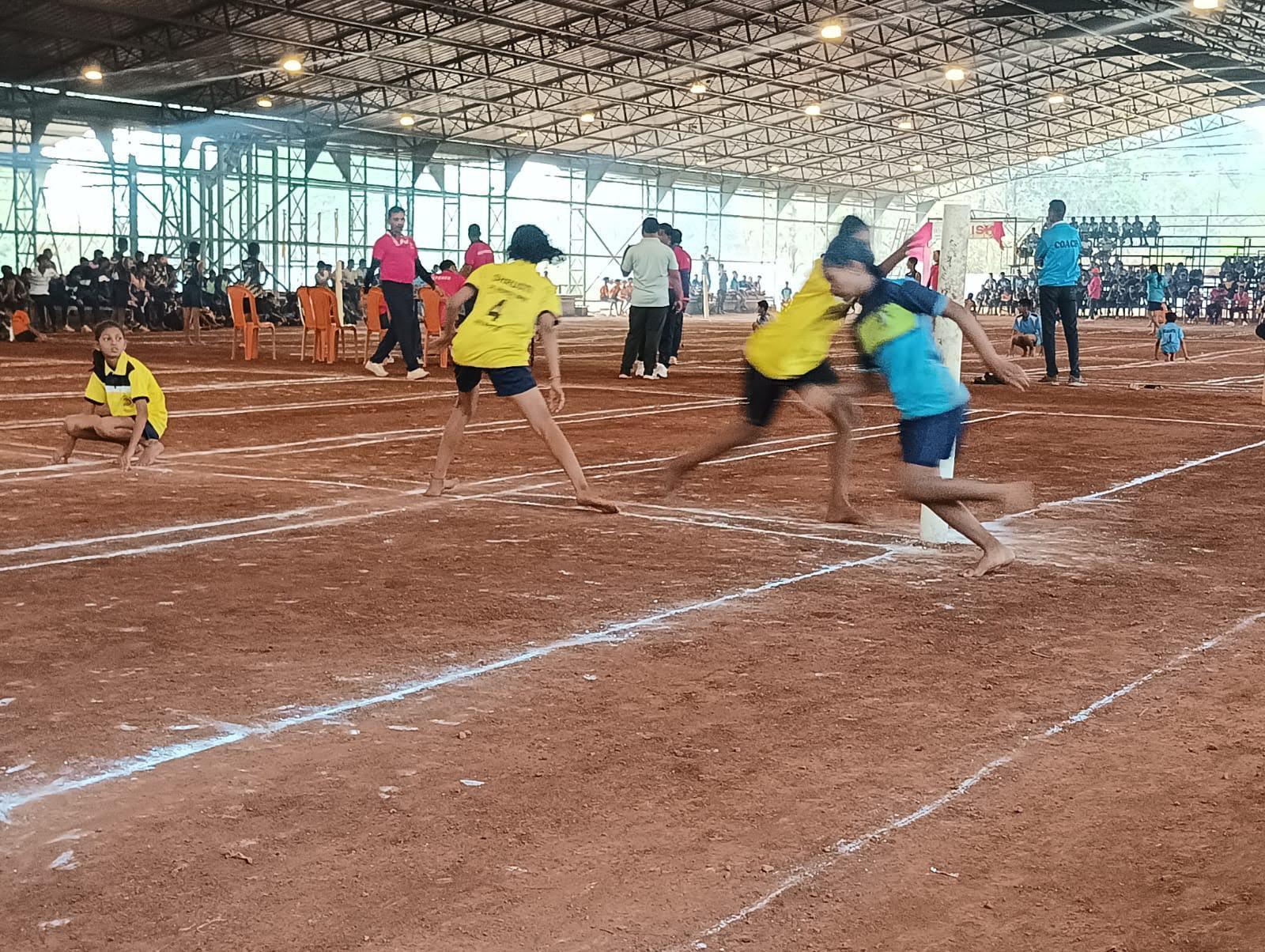 Kho Kho being played (Source: CKA Archives)