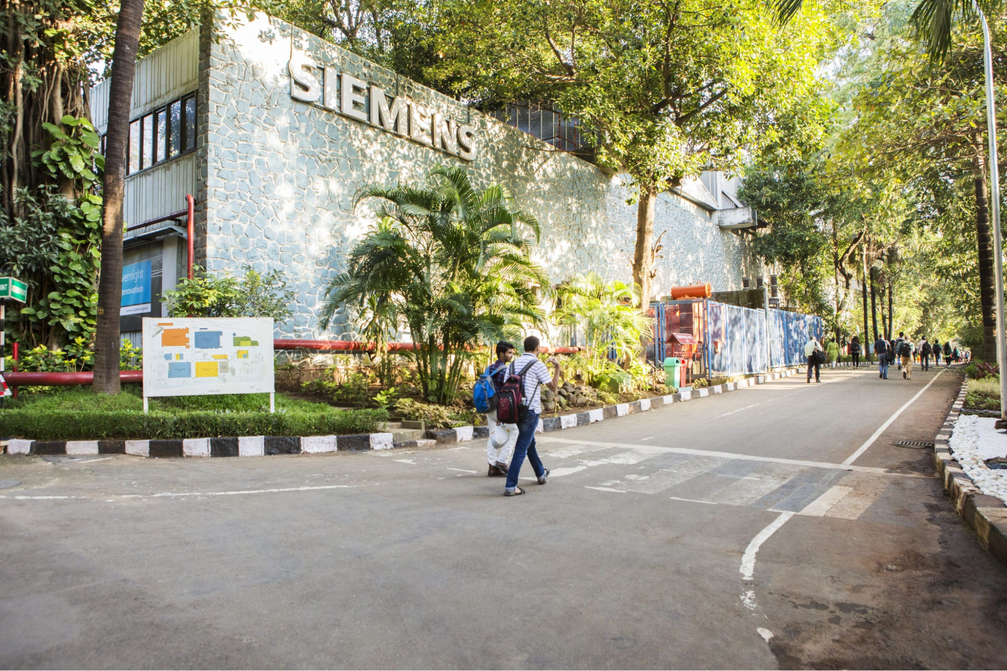 Siemens factory at Kalwa, Thane district established in 1960. It became one of Siemens’ earliest and longest-running manufacturing units in India.