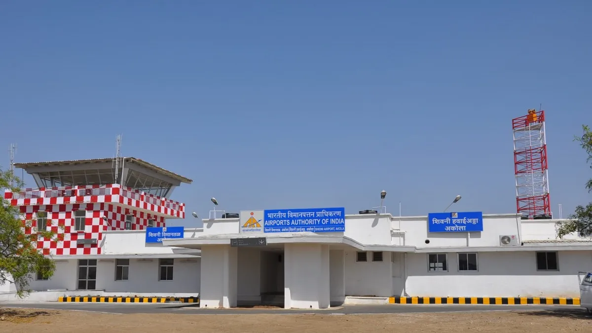 Shivani Airport (IATA: AKD), in the Akola district