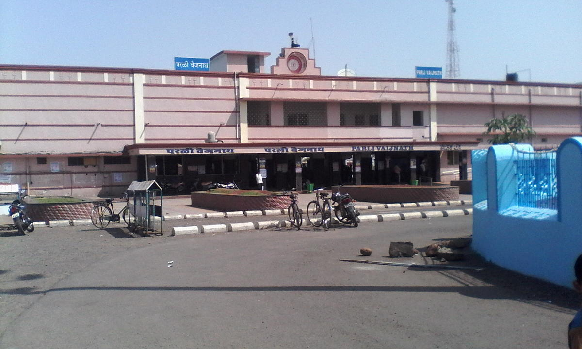 Parli Vaijnath Railway Station is an important junction which serves the eastern part of Beed district.