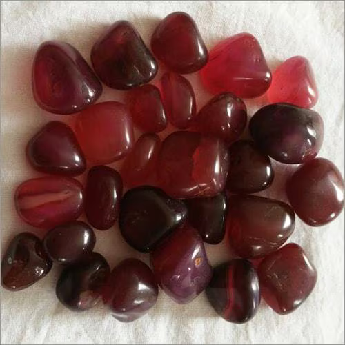 Red Agate.Among the important minerals mined in Jalna are agate and othersemi-preciousstones. The district is famous for different varieties of agate, such as grey agate, red jasper, and moss agate, which are very prized in jewelry and ornaments. Apart from this, Jalna has deposits of zeolites, which are used in various industrial applications.