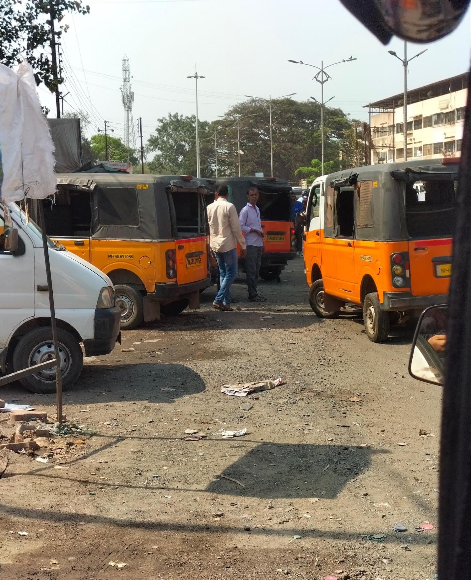 Shared auto-rickshaws (Tum Tums) waiting for passengers at a stand in Palghar district. (Source: CKA Archives)