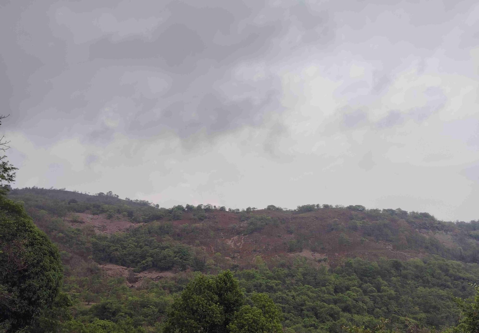 Hills during Summer, Chirani, Khed (Source: CKA Archives)