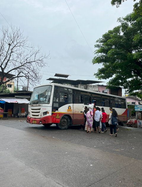 Buses operated by MSRTC (Maharashtra State Road Transport Corporation) are also a common sight across Thane, connecting towns and cities within the district to Mumbai, Pune, Nashik, and other parts of Maharashtra. They are widely used for both daily commuting and long-distance travel. (Source: CKA Archives)